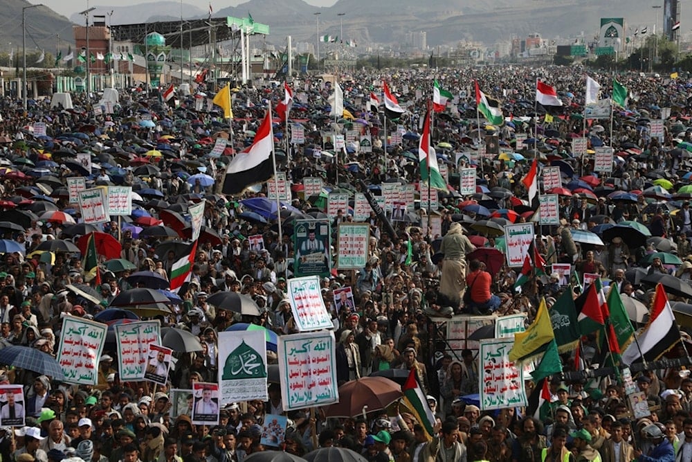 Yemenis attend a weekly anti-Israeli rally in Sanaa, Yemen, Friday, September 12, 2025 (AP)