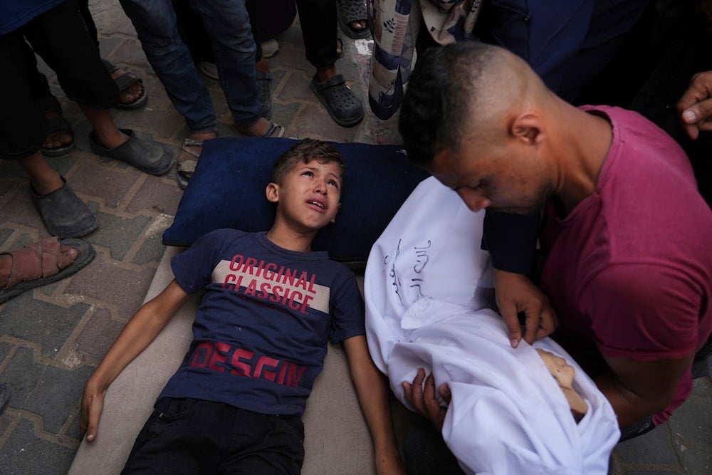 Death toll soars in Gaza as fears of displacement grow