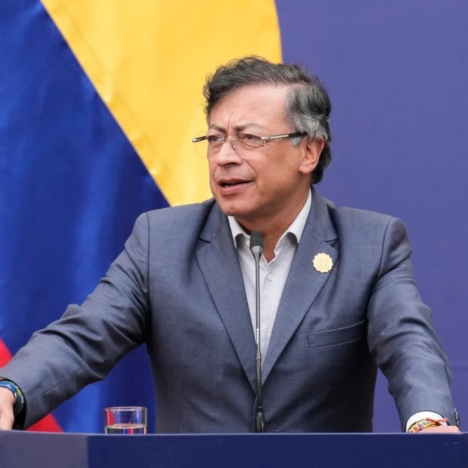 Colombia's President Gustavo Petro gives a statement during a forum on democracy and multilateralism at La Moneda palace in Santiago, Chile, Monday, July 21, 2025. (AP Photo/Esteban Felix)