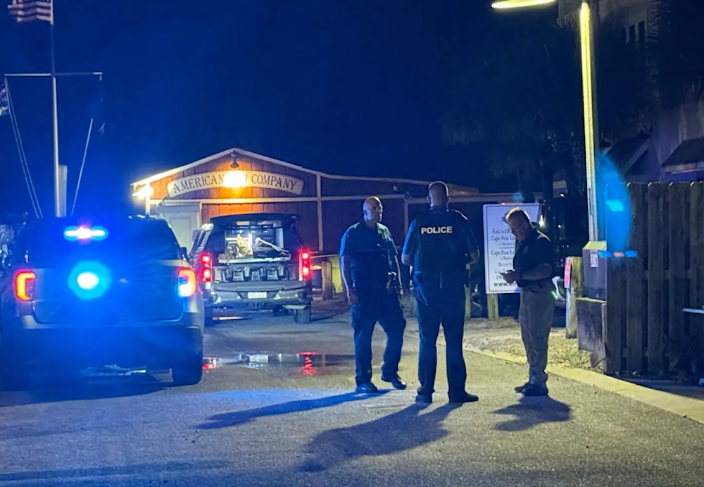 North Carolina shooting leaves 3 dead, 6 injured 