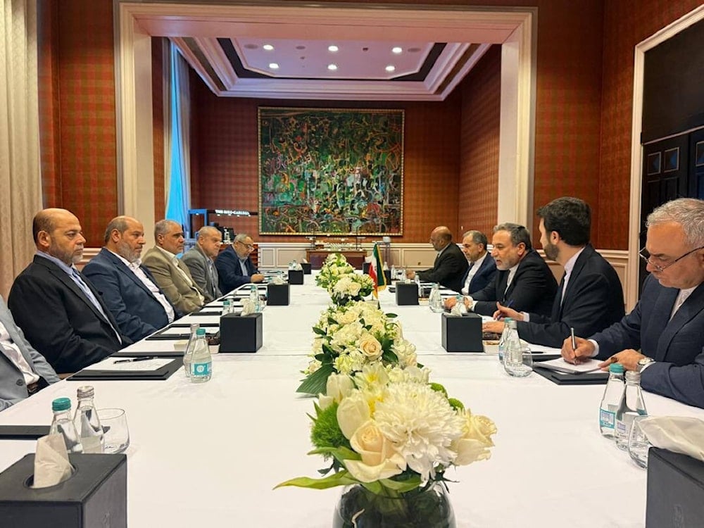 An Iranian delegation headed by Foreign Minister Abbas Araghchi, meets with Hamas officials in Doha, Qatar, September 4, 2025 (social media)