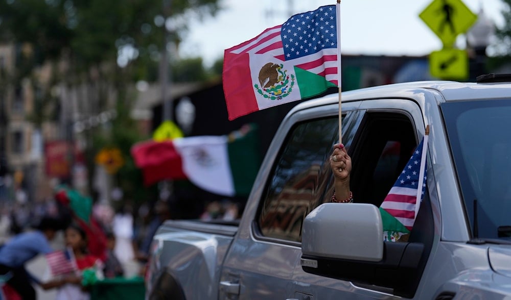 ICE fears empty Chicago’s Mexican independence parade